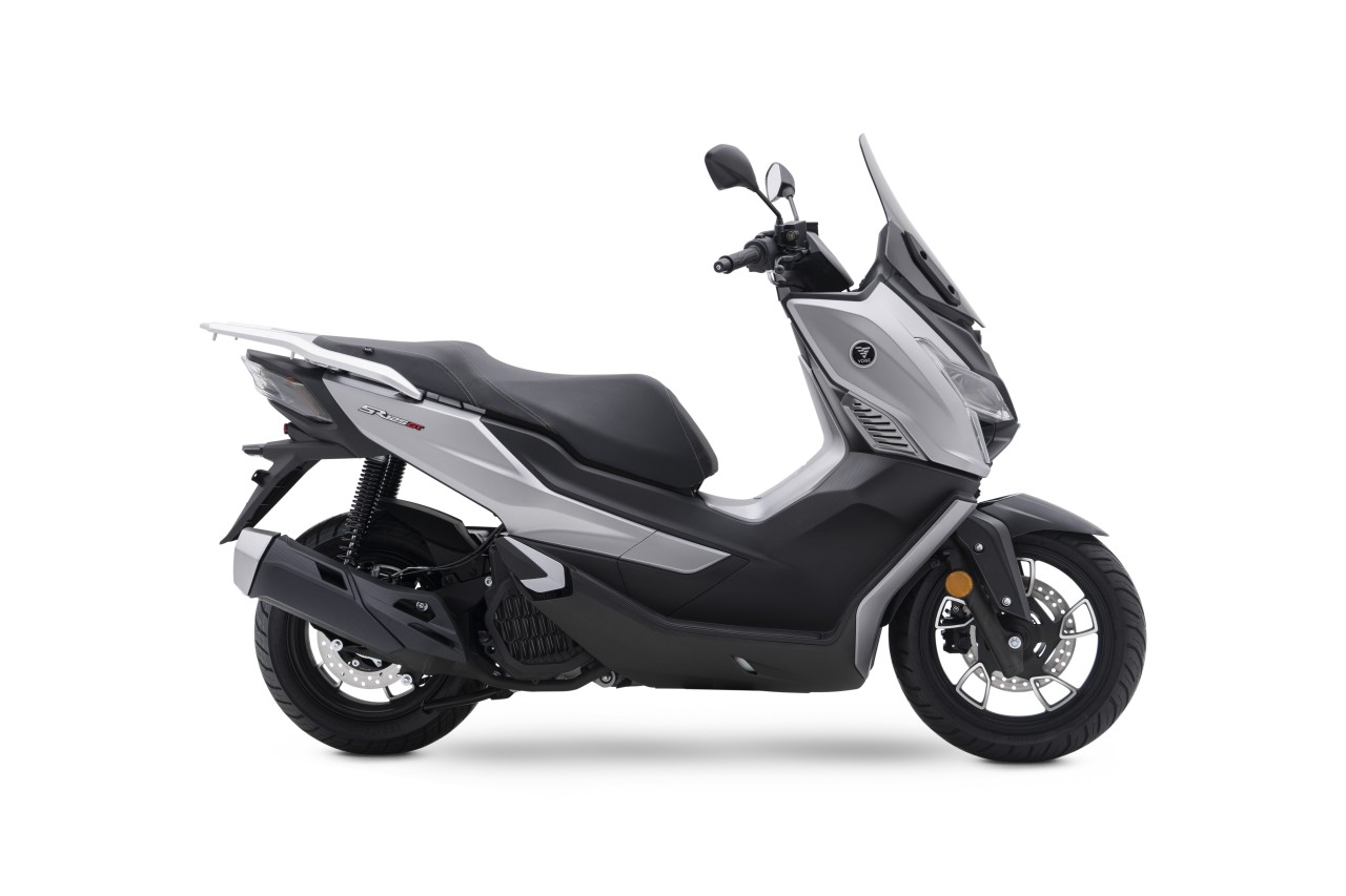 VOGE SR1 SCOOTER SILVER